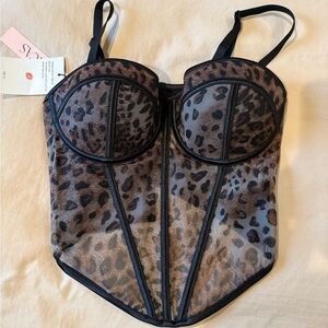 Micas Leopard Print Corset Bustier Top NWT Size M Mesh Panel